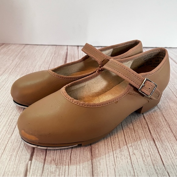 Capezio 3800 Leather Mary Jane Caramel Tap Shoes Women's Sz 4, Child Sz 2 - 2.5 - Picture 2 of 14